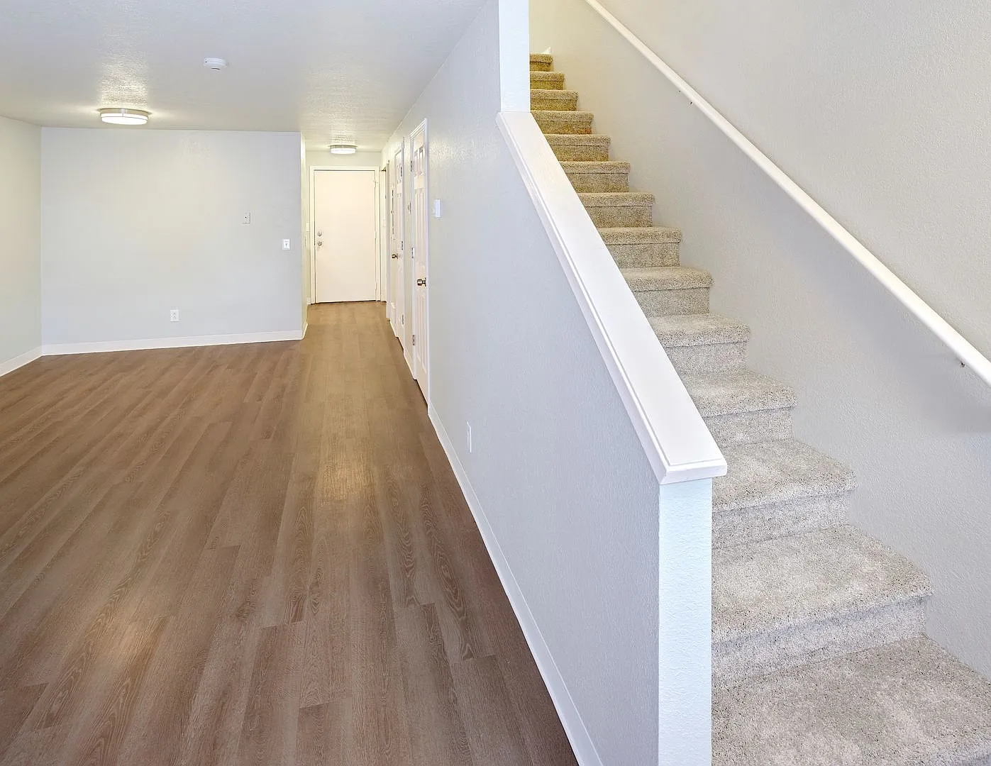 Jo-Al Townhomes — Photo 3