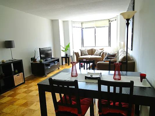 Rented by Shany Landmarks LLC | media 8