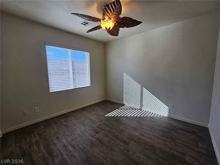 10134 Reflection Brook Ave — Photo 35