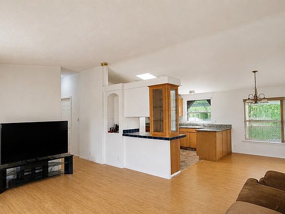 5th image of 4751 Birch Bay Lynden Road #161