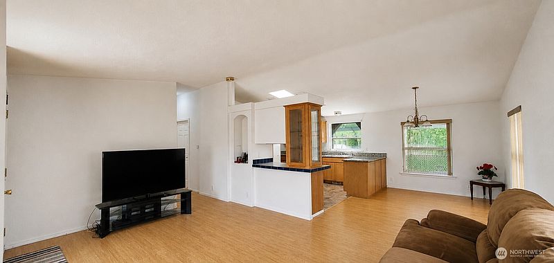 5th image of 4751 Birch Bay Lynden Road #161