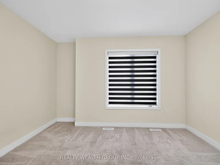 803 Griffin Trl — Photo 31