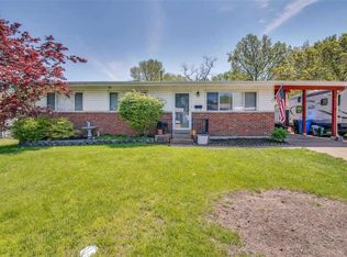 170 Canisius Ln, Florissant, MO 63031
