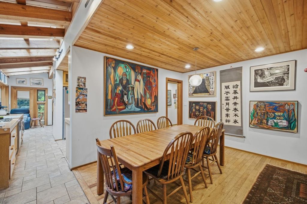 Apartment in Pitt Meadows, Metro Vancouver - More