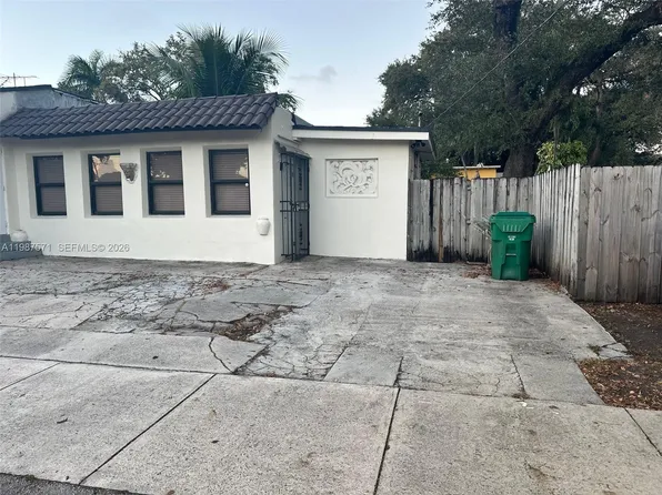 1101 NW 32nd Pl, Miami, FL 33125
