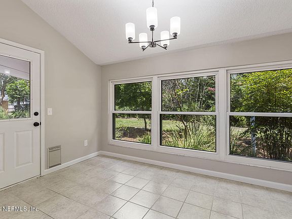 4th image of 12760 WILDERNESS Lane E