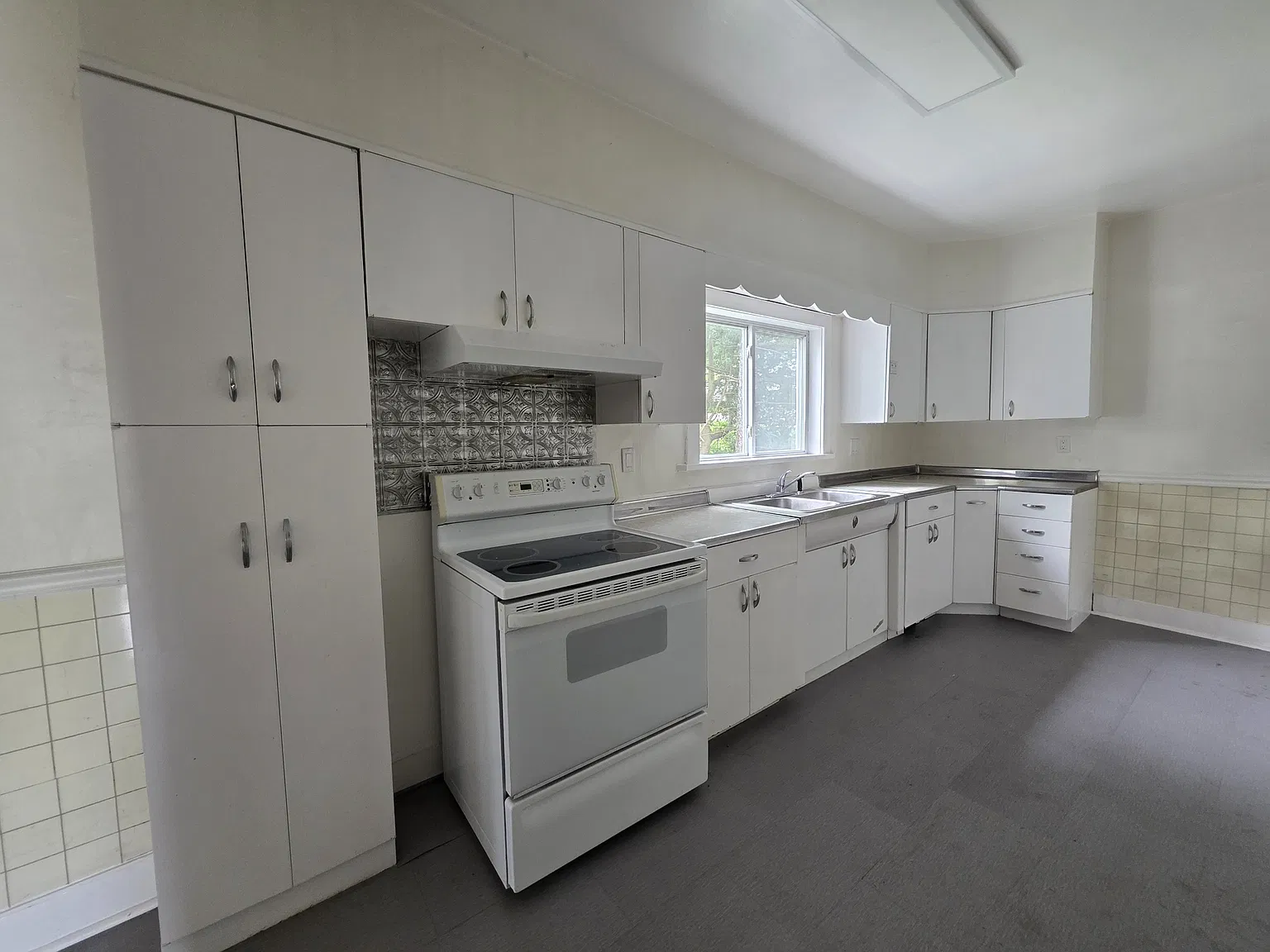 3 bed, 1663 sqft, $1,650 — Photo 3