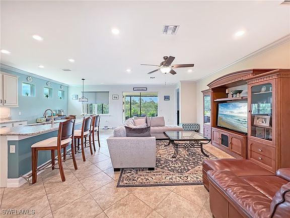4th image of 3235 Baravaldo Cir