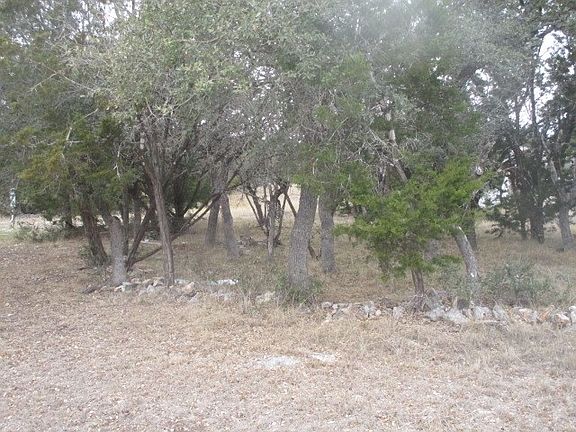 4th image of 254 Elizabeth Dr