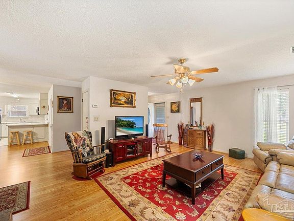 5th image of 4657 La Quinta Ct