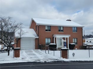 814 Pine Hollow Rd, Mc Kees Rocks, PA 15136