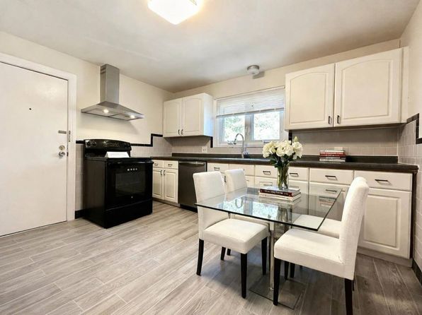 110 Craftsland Rd #110