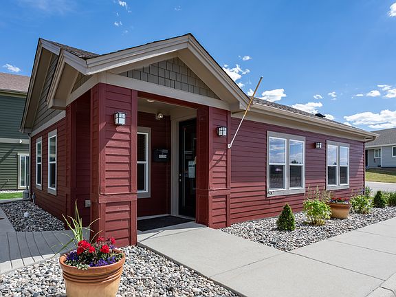 3rd image of 224 College Park Cir #201TD3
