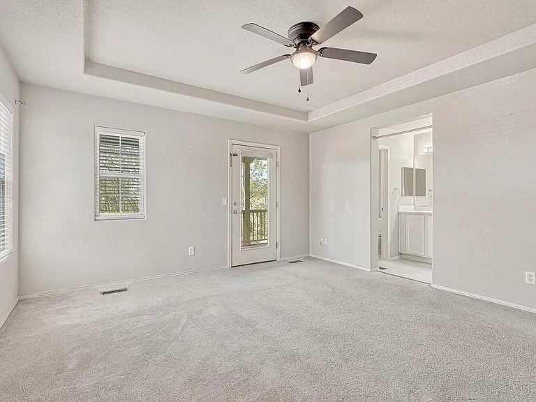 6442 Silverwind Cir — Photo 16