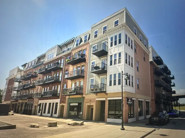 348 River St Unit 3405, Lemont, IL 60439