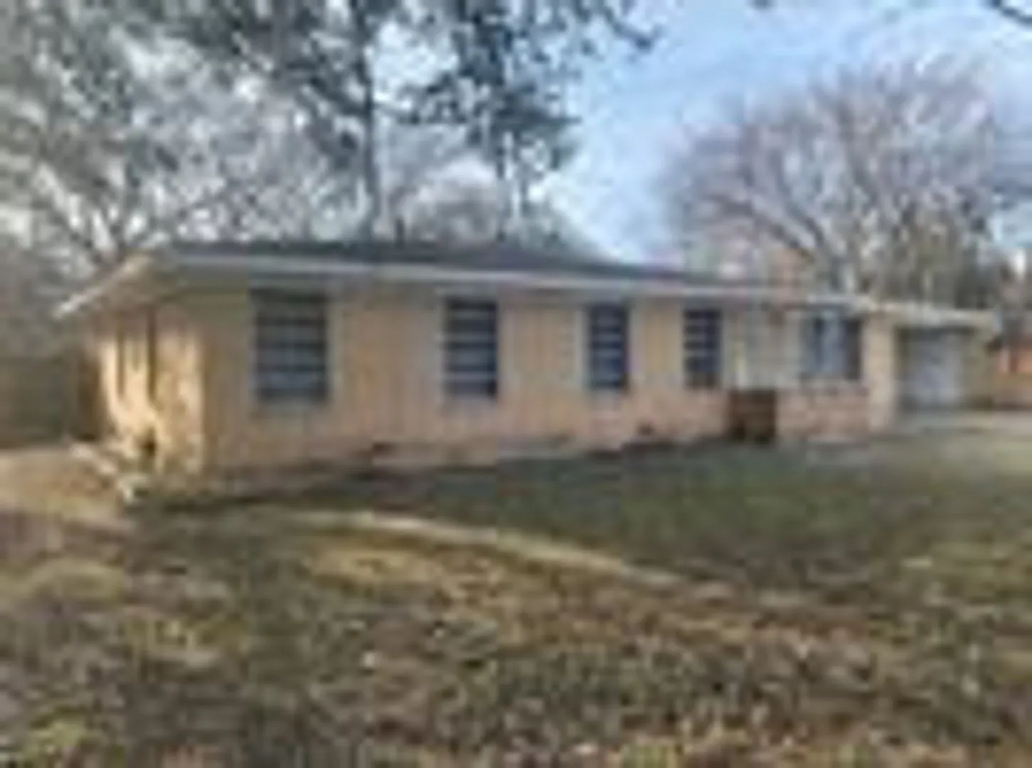 2408 Lake Air Dr — Photo 2