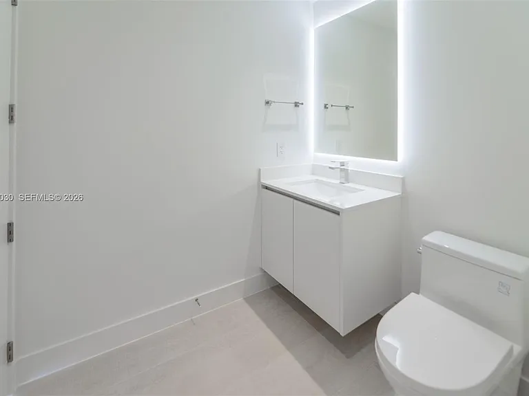700 NE 24th St #5107 — Photo 7