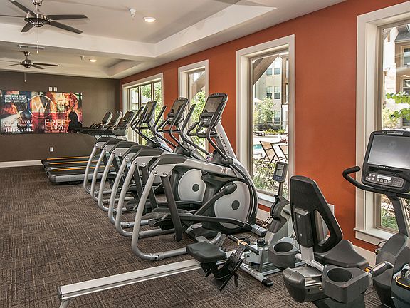 Cardio/Strength Training Fitness Center