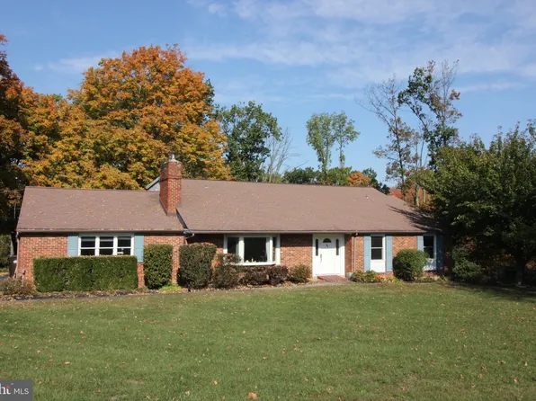 857 Cross Rd, Lederach, PA 19450