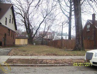 2nd image of 16567 Sorrento St
