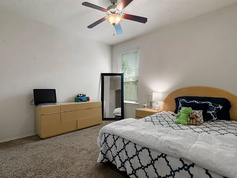 14011 Wolftrap Ln — Photo 23