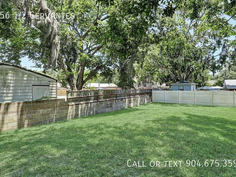 256 1/2 Cervantes Ave — Photo 15