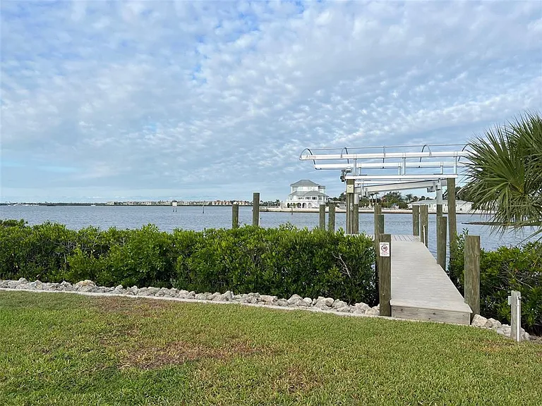 1626 New Point Comfort Rd — Photo 40