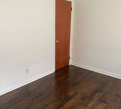 5th image of 3651 Karwin Dr