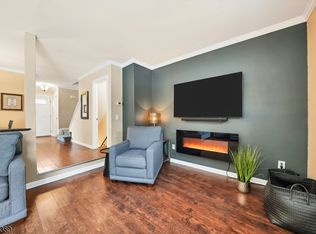 210 Riva Dr, Mansfield Twp., NJ 07840