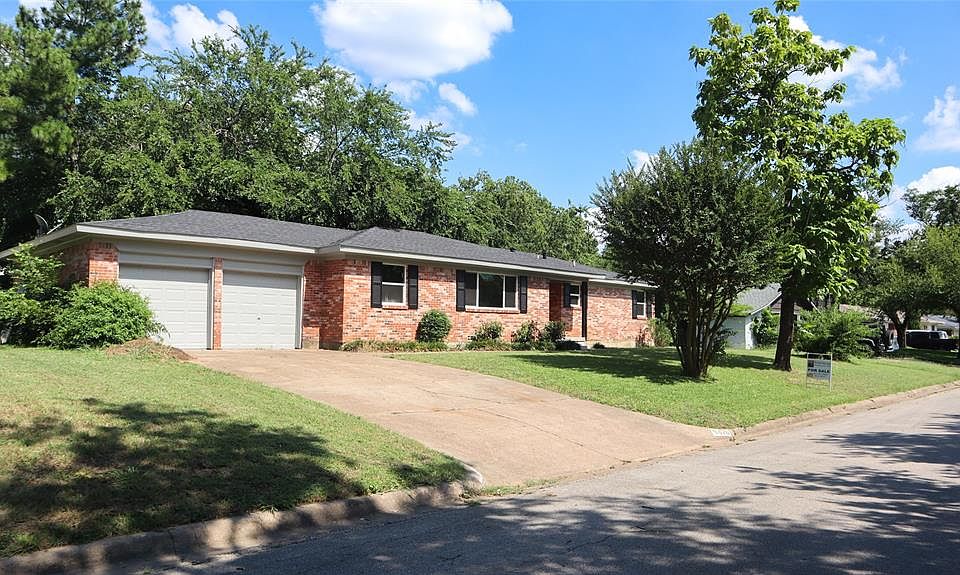 1st image of 3420 Chaffin Dr