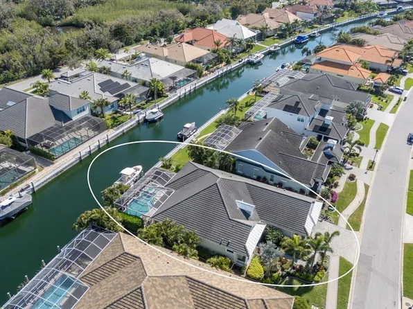 581 Mast Dr, Bradenton, FL 34208