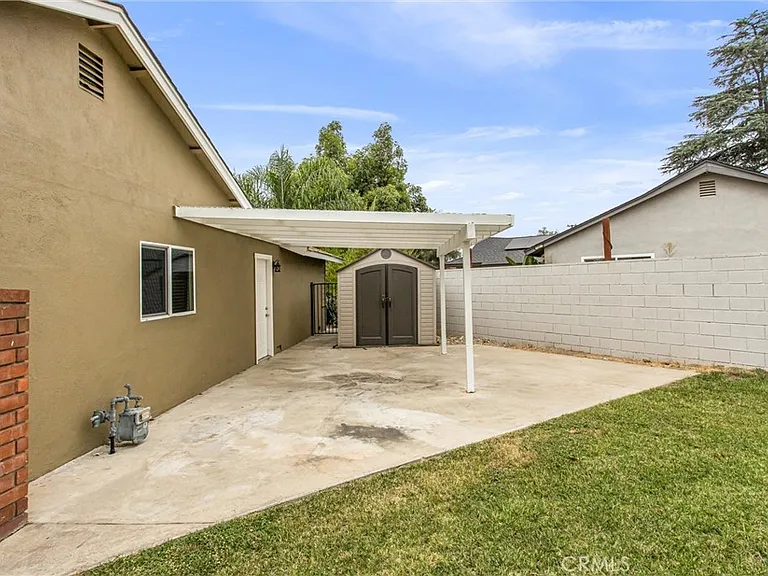 2960 Sterling St — Photo 20