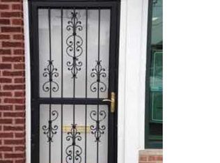 5614 W Division St #2, Chicago, IL 60651
