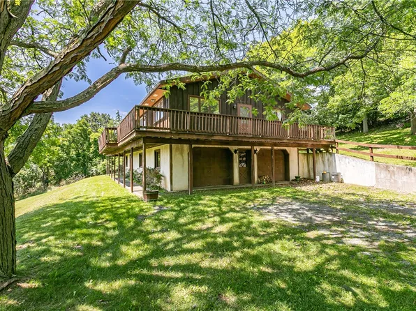 4592 Misty Hill Dr, Canandaigua, NY 14424