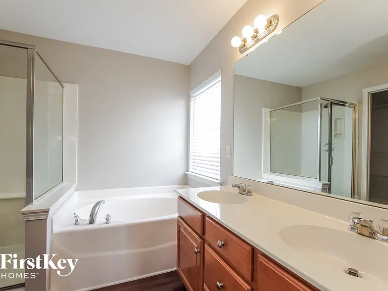 16808 Kettlewell Ln — Photo 10