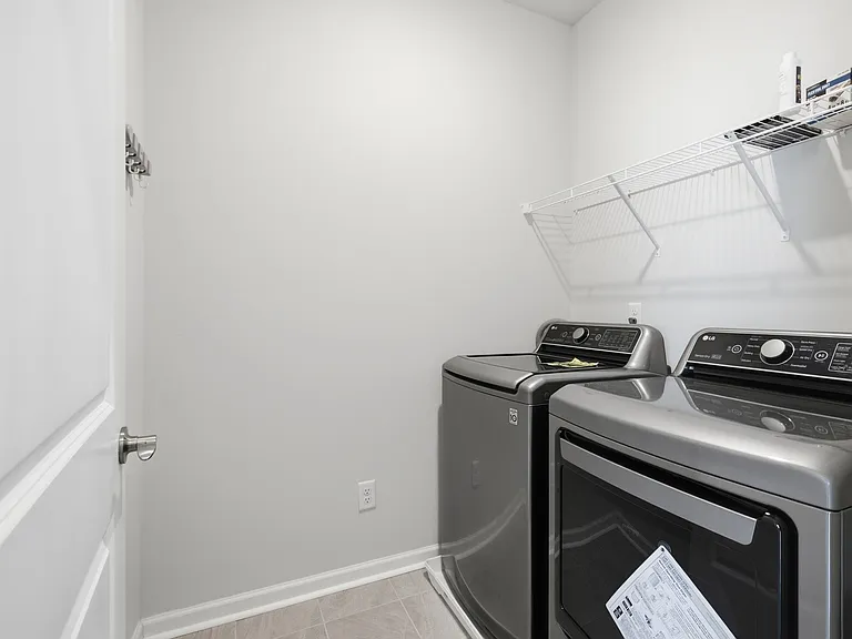 3707 Clementine Ln — Photo 25
