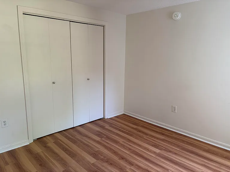 1007 White Cedar Blvd — Photo 12