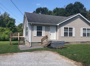 371 Walker St, Manchester, TN 37355