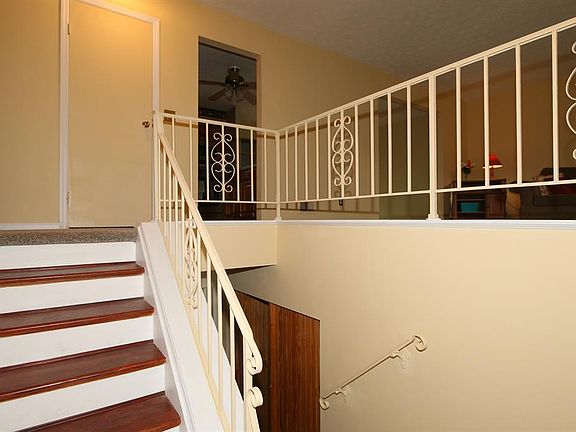 4th image of 5430 Wasigo Dr