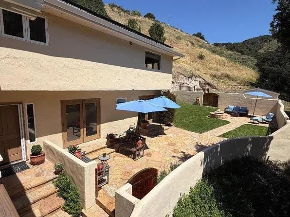 442 Corral De Tierra Rd, Salinas, CA 93908
