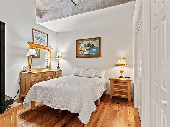 4th image of 6105 Blue Stone Rd Unit 307