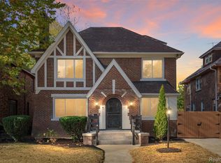 16569 Ohio St, Detroit, MI 48221
