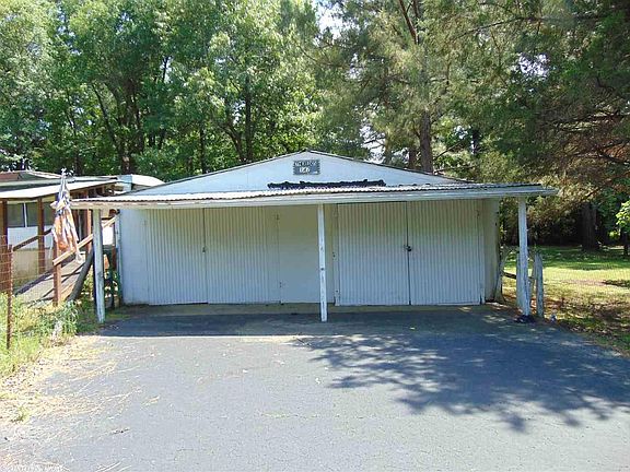 5th image of 147 Dove Ln