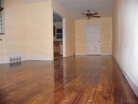 2nd image of 1271 E 223rd St