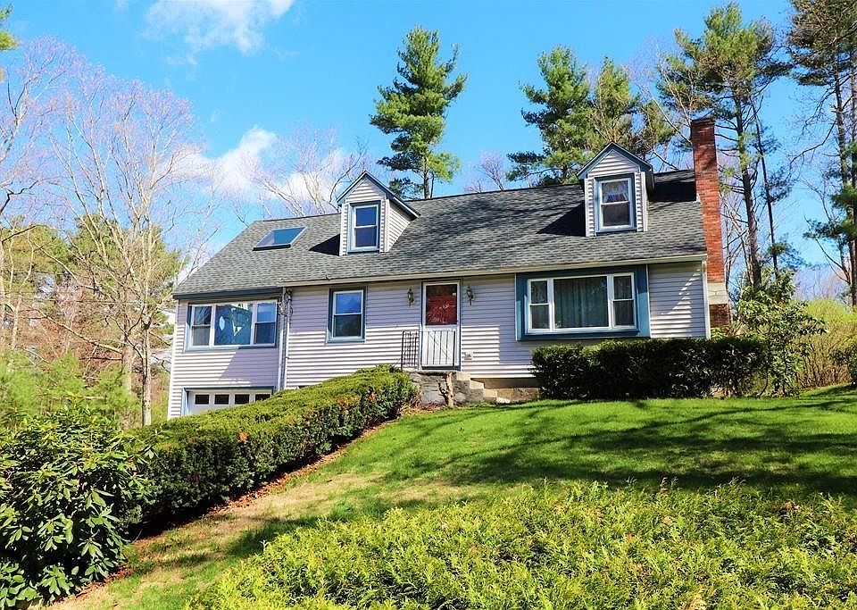 1st image of 19 Evergreen Cir