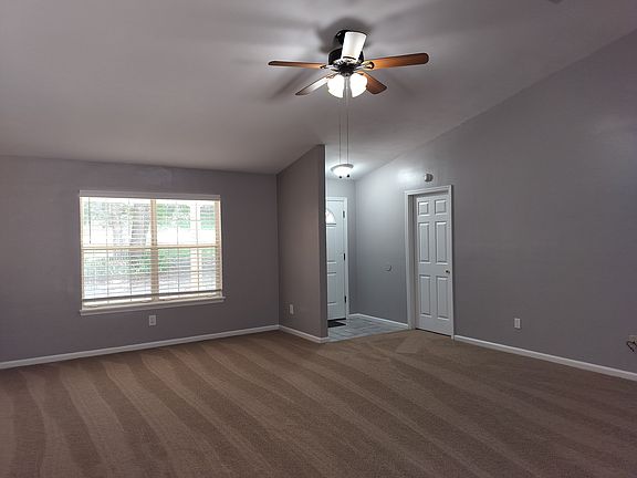 5th image of 1012 Rosemary Terrace