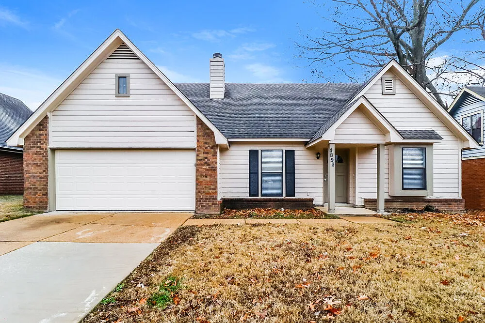 3 bed, 2.5 bath, 1714 sqft, $2,410 — Photo 1