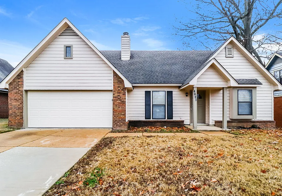 4893 Barkshire Dr