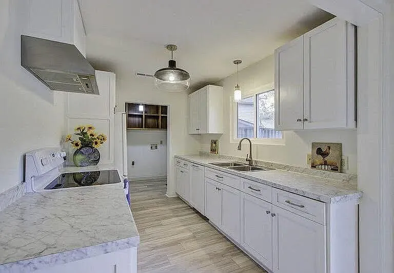 2183 Palermo Pl — Photo 11
