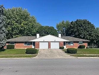 401-403 Heather Ct photo 1